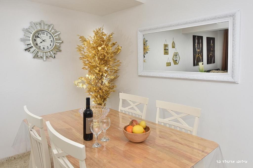 סויטות אירוח מנות Apartment Luaran gambar